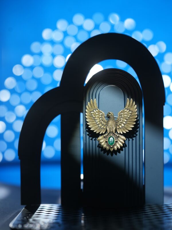 Emerald Soaring Eagle Brooch
