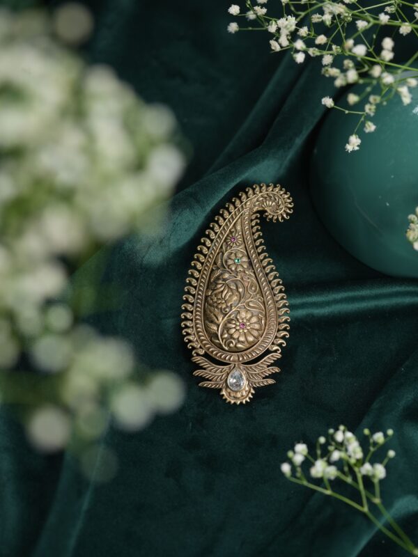 Regal Paisley Brooch